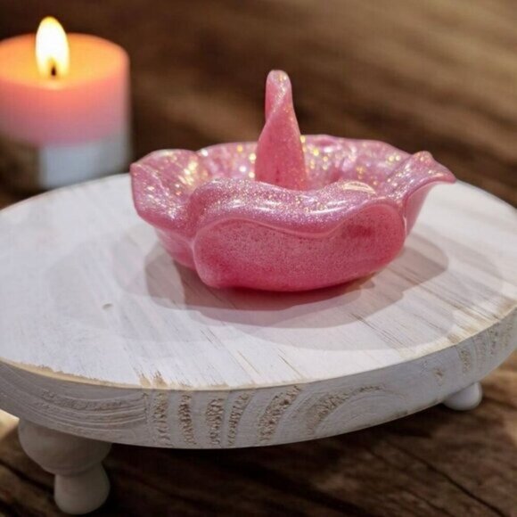 Handmade Resin Ring Dish ✦ Glittery Rose Pink ✦ Jewelry Holder w/ Cone ✦ 3.5" - Picture 3 of 10